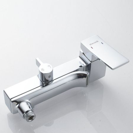 Душевая стойка Shevanik S4036 настенная цвет хром