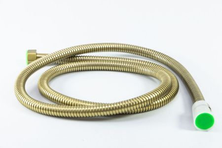 Смеситель для ванны и душа Fmark FS8206C настенный золото