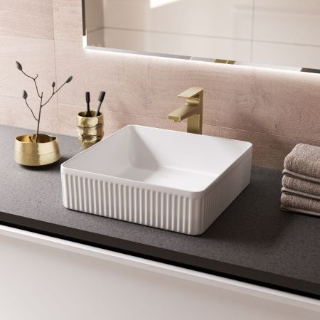 Раковина из сантехнического фаянса Grossman GR-3061 40х40 накладная цвет белый без отверстий под смеситель