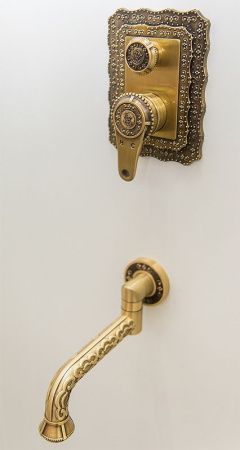 Душевая система Bronze de Luxe 10137DF встраиваемая в стену цвет бронза