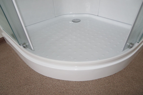 Душевая кабина Royal Bath HK RB90HK1-M 90х90 четверть круга с крышей - фото 4