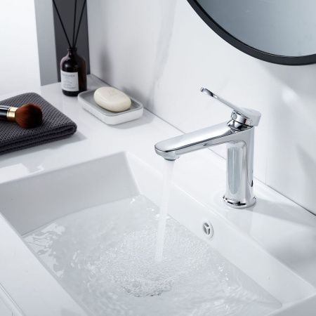 Смеситель Shevanik S43 S4301 на раковину хром