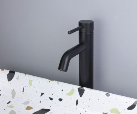 Смеситель Bronze de Luxe SCANDI 1452B на раковину черный