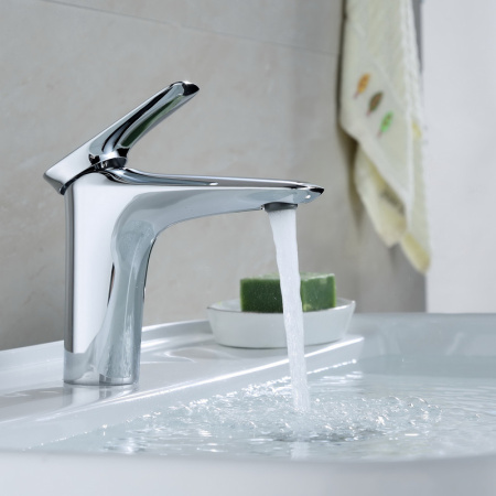 Душевая стойка Bond Cube B03-5300 настенная цвет хром глянцевый