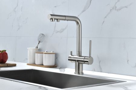 Смеситель для кухни Paulmark SERPENTINE Se213222-BS на мойку никель