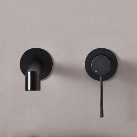 Смеситель для раковины Vincea Desire VBFW-1D1MB встраиваемый в стену черный