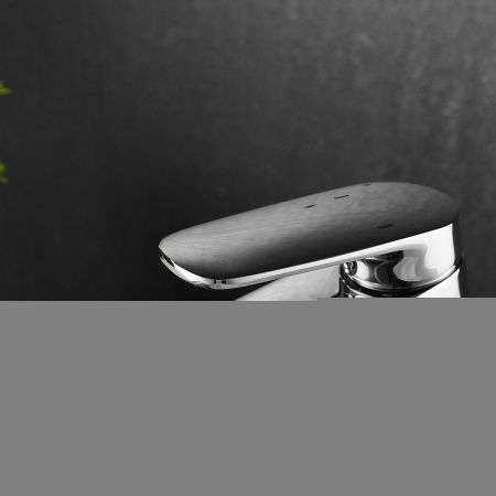 Смеситель Raffine F0185 на раковину хром