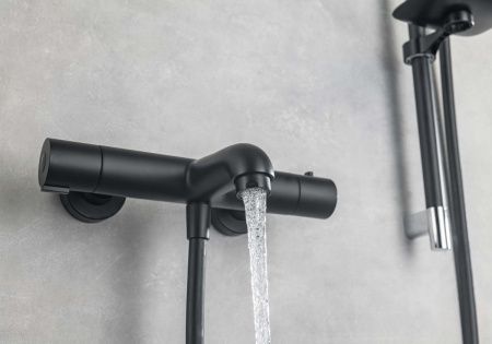 Смеситель для ванны Aquatek ВЕГА AQ1043MB настенный черный с термостатом