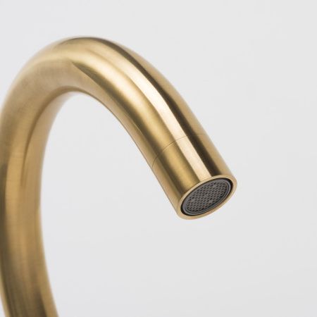 Смеситель для кухни Wasserkraft Aisch 5500 5507 на мойку золото