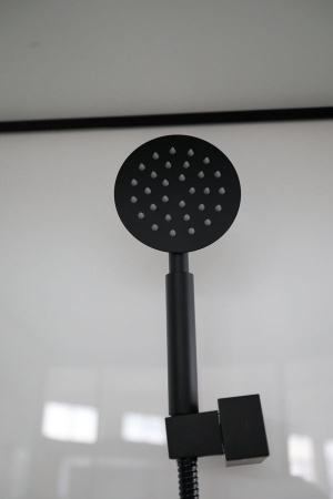 Душевая кабина Cerutti SPA VIVA91B 90х90 четверть круга с крышей ориентация универсальная