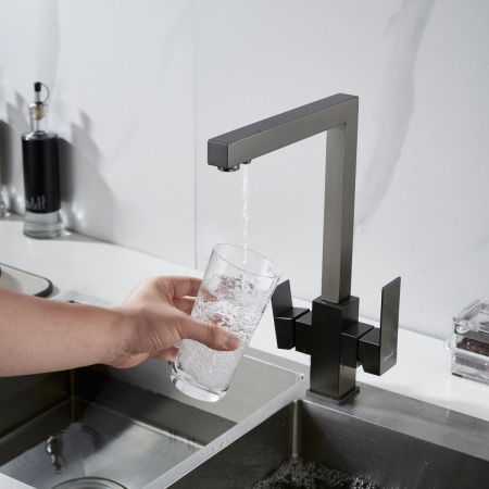 Смеситель для кухни Shevanik S148T на мойку оружейная сталь