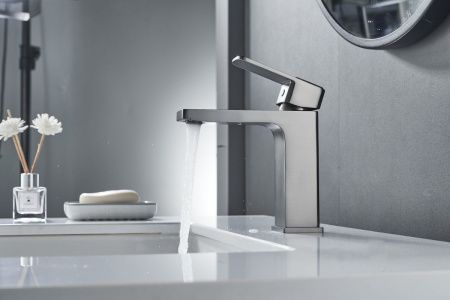 Смеситель Shevanik S9701T на раковину оружейная сталь