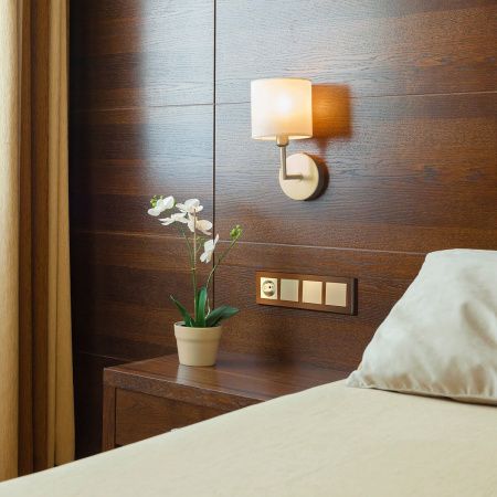 Розетка с заземлением и шторками Werkel 4690389157387