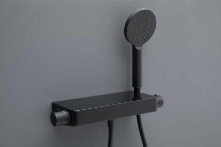 Смеситель для душа Allen Brau Fantasy 5.11002-31 настенный черный с термостатом