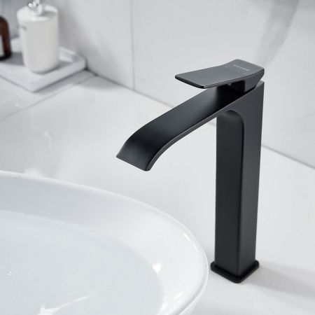 Смеситель для раковины Shevanik S4011H на столешницу черный