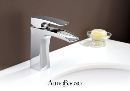 Смеситель AltroBagno Cascata AltroBagnoCascata0110Cr на раковину хром