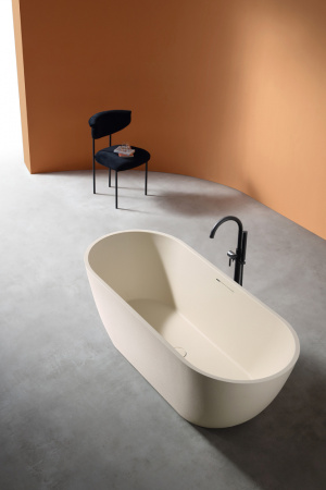 Ванна из искусственного камня Abber Frankfurt AM9941MBE 170х75 отдельностоящая овальная с каркасом