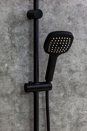 Душевая стойка Orange Aristo M19-944b настенная цвет черный