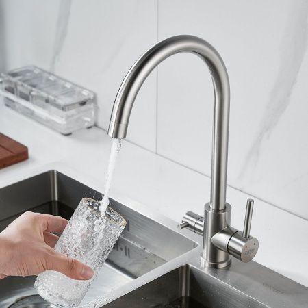 Смеситель для кухни Raffine F108L на мойку сатин