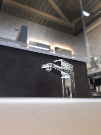 Смеситель для раковины AltroBagno Lamberto AltroBagnoLamberto010212Cr на столешницу хром