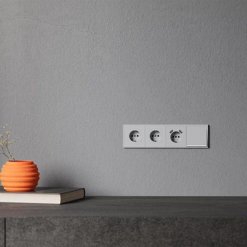 Накладка для розетки с заземлением и защитными шторками VOLTUM S70 VLS000716 - фото 5