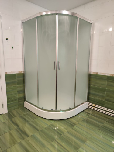 Душевая кабина Frank 200777 80х80 с крышей ориентация универсальная - фото 3 Душевая кабина Frank 200777 80х80 с крышей ориентация универсальная - фото 3