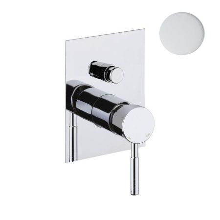 Смеситель для ванны и душа Webert Rimini RI860101740 настенный белый