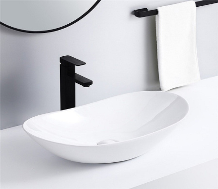 Раковина из санфаянса CeramaLux 7811A 62х36 накладная цвет белый