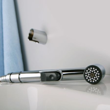 Комплект: смеситель с гигиеническим душем Wasserkraft Main 4100 4108 на раковину хром