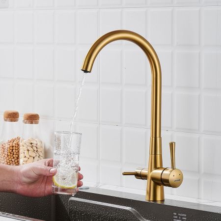 Смеситель для кухни Shevanik S428G на мойку золото