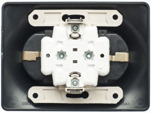 Розетка 2-ая с/з 16А Systeme Electric Glossa (Глосса) GSL000724 - фото 2
