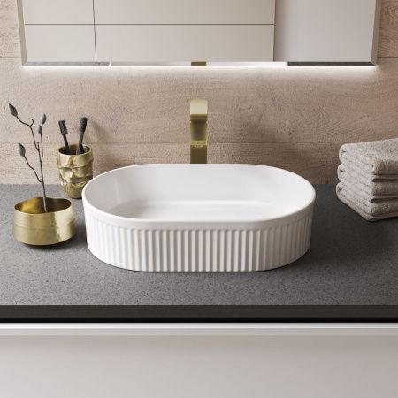 Раковина из сантехнического фаянса Grossman GR-3062 50х30 накладная цвет белый без отверстий под смеситель