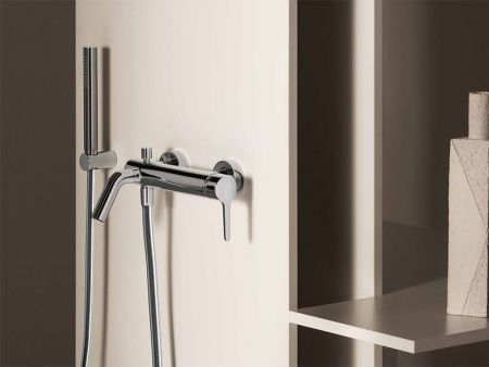 Смеситель для ванны ZUCCHETTI ZMM521 настенный хром