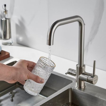 Смеситель для кухни Shevanik S228L на мойку сатин