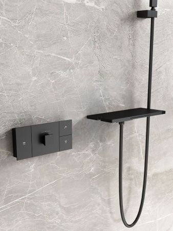 Душевая система Vincea VSFW-2F11TMB встраиваемая в стену цвет черный с термостатом