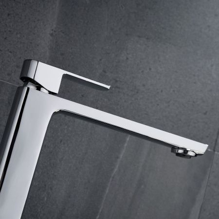 Смеситель для раковины Vincea Next VBF-1N2CH на столешницу хром