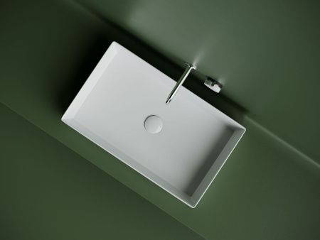 Раковина из сантехнического фарфора Ceramica Nova ELEMENT CN6070 60х40 накладная цвет белый без отверстий под смеситель