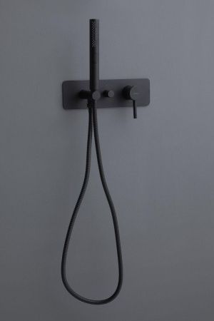 Смеситель для ванны с душем Allen Brau Priority 5.31009-31 встраиваемый в стену черный