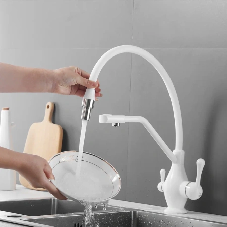 Смеситель для кухни Rose R858C на мойку белый