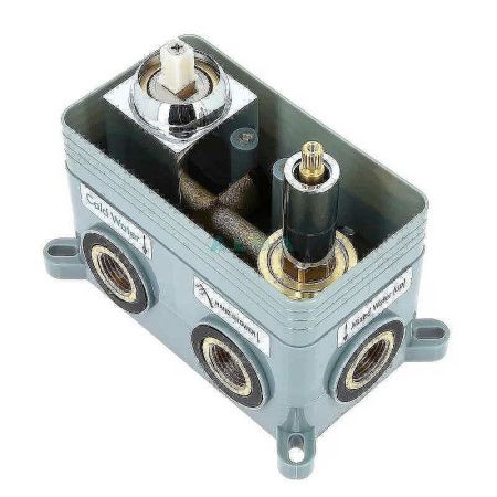 Душевая система ALMAes Liros TVZ-0876 встраиваемая в стену цвет хром