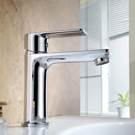 Смеситель Maretti Ritta RI32RF505 на раковину хром
