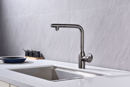 Смеситель для кухни Paulmark URBAN Ur213104-GM на мойку серый