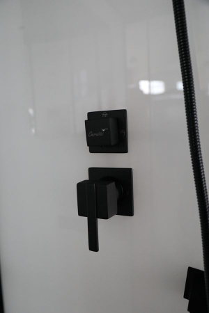 Душевая кабина Cerutti SPA VIVA91B 90х90 четверть круга с крышей ориентация универсальная