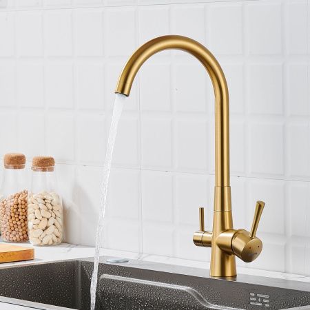 Смеситель для кухни Shevanik S428G на мойку золото