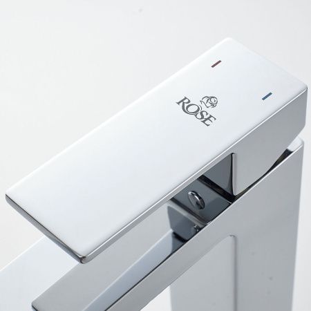 Смеситель Rose R1801-1 на раковину хром