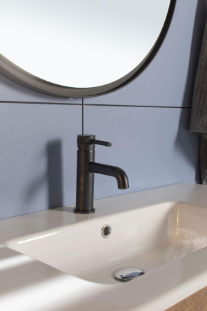 Смеситель Allen Brau Priority 5.31001-31 на раковину черный