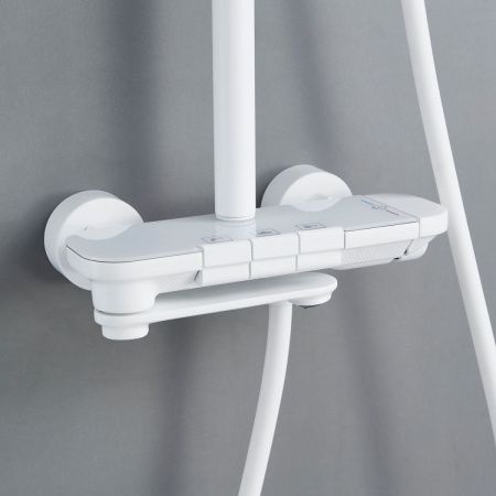 Душевая стойка Shevanik S4726C настенная цвет белый