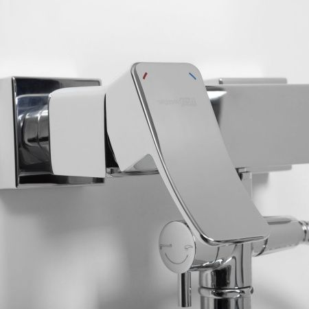 Смеситель для ванны и душа Wasserkraft Aller 1060 1062L настенный хром