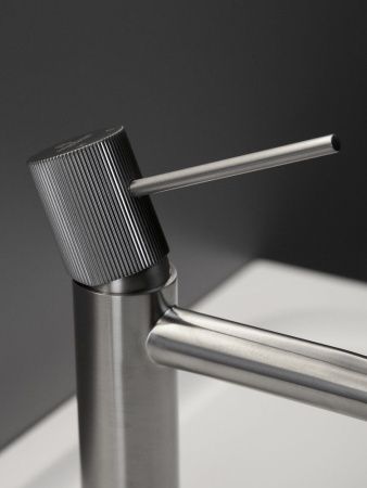 Смеситель AltroBagno Bilancia AltroBagnoBilancia0140Ni на раковину никель