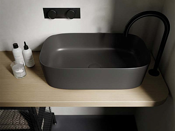 Раковина из санфаянса Hatria HAPPY HOUR A0Y2A008 55х38 накладная цвет серый